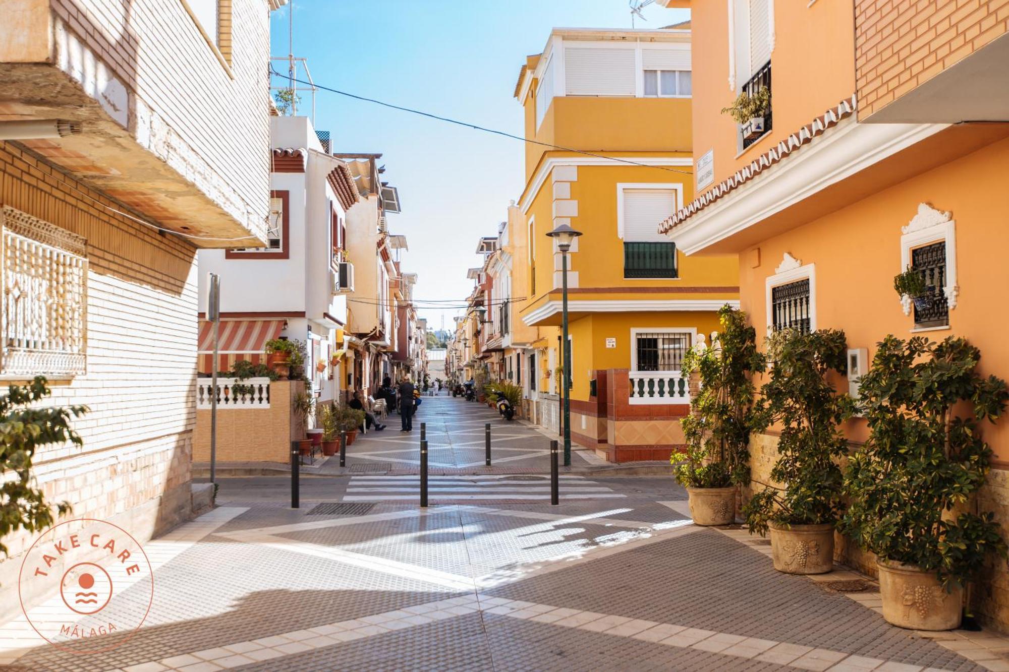 Colourful Fisher House Pulpito In El Palo! - Tcm Malaga Bagian luar foto
