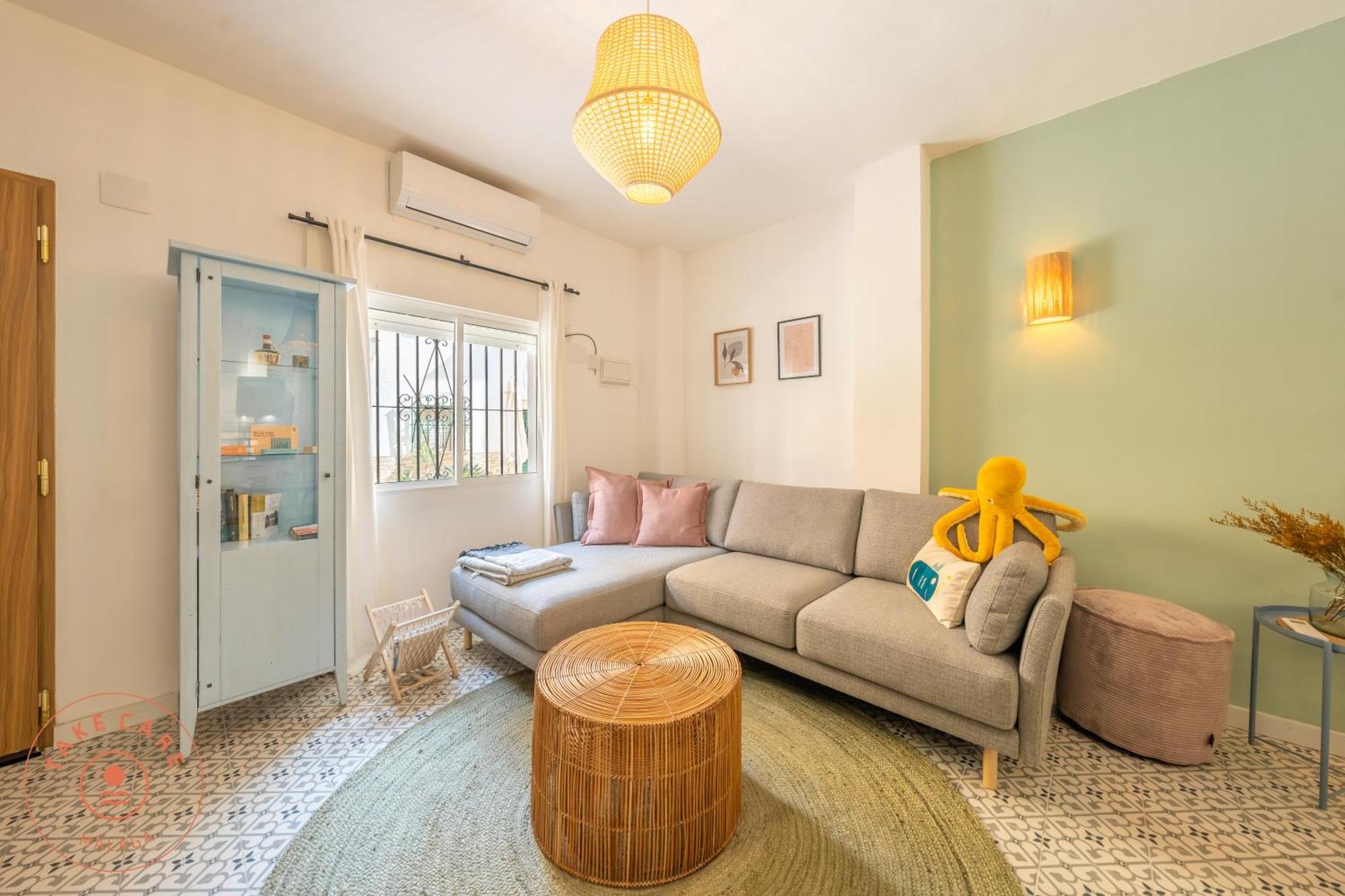 Colourful Fisher House Pulpito In El Palo! - Tcm Malaga Bagian luar foto