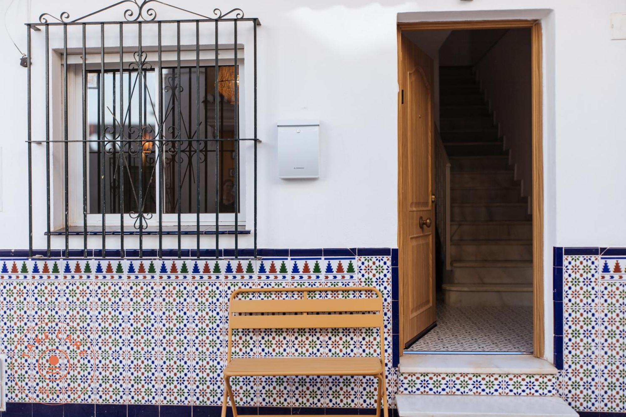 Colourful Fisher House Pulpito In El Palo! - Tcm Malaga Bagian luar foto